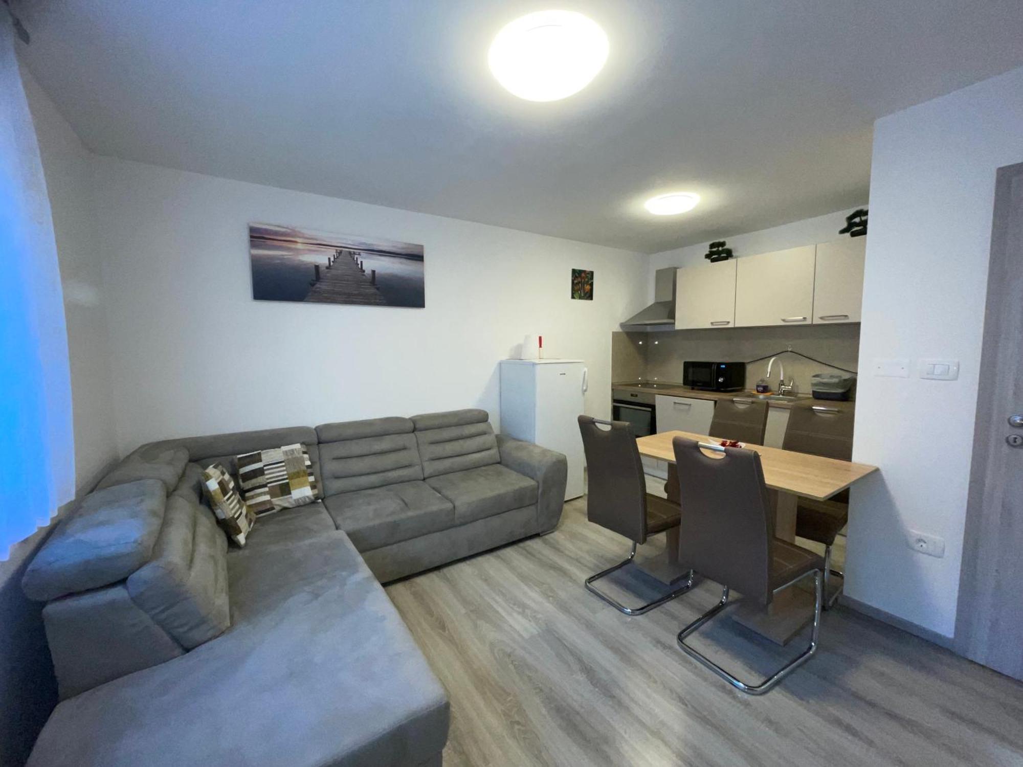 Apartma Dzana Zaga Zewnętrze zdjęcie